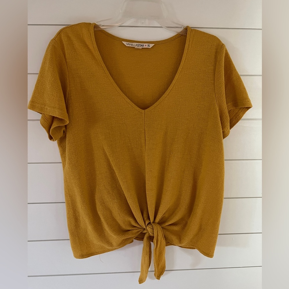 Vanillastar Women’s XL, short sleeve, yellow top